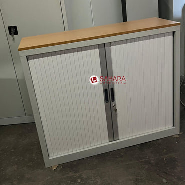 Armoire basse porte rideau avec top en bois avec fermeture à clé