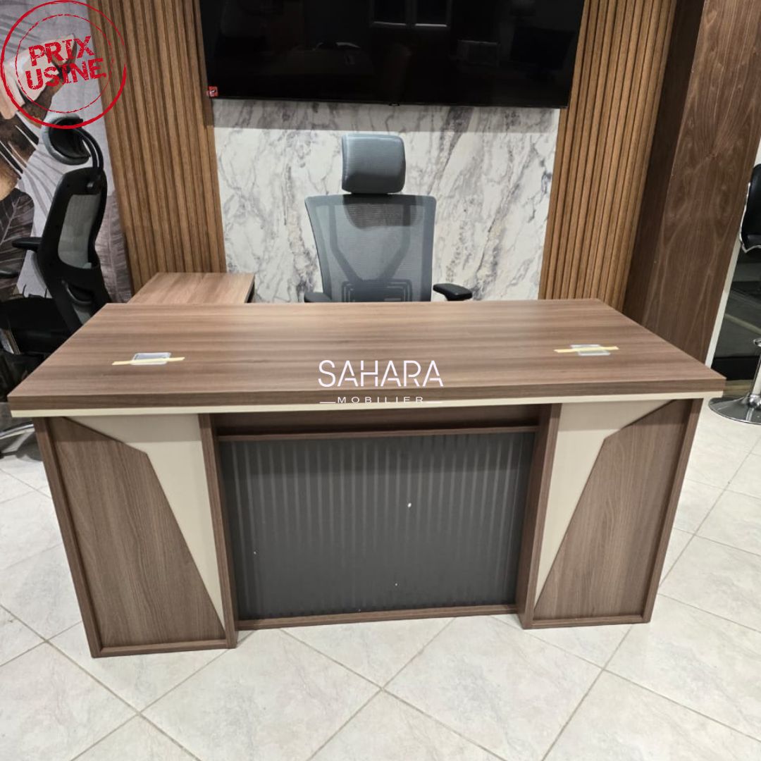 Comprend un plan principal avec un plateau et deux pieds d’une épaisseur de 38 mm