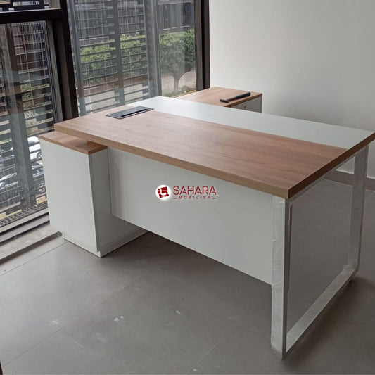 bureau de direction avec retour exposé d'une salle fabriqué en bois mélaminé