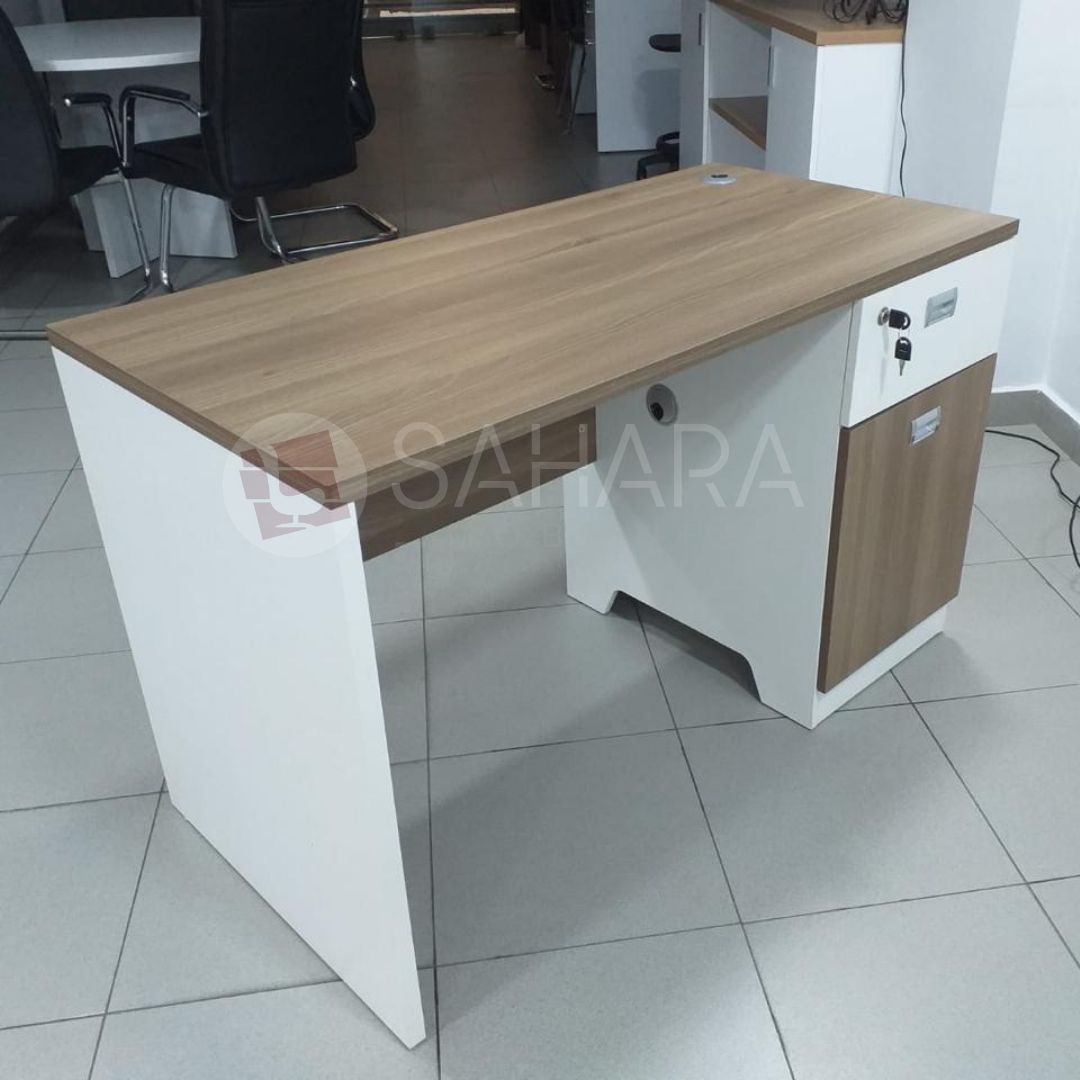 Bureau de travail en bois Réf C0870