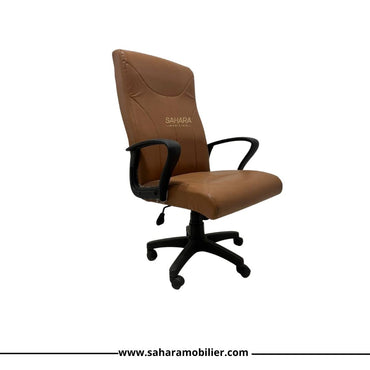 Fauteuil Marron en simili cuir-pour bureau avec accoudoirs fixé sur le dossier et l'assise de la chaise
les piètement sont PVC