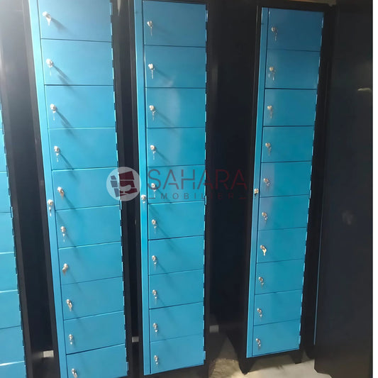 Vestiaire mètallique 10 portes fermeture centralisée structure et portes fabriquées en tôle d'acier plié robuste recouverte d'une peinture finition époxy à haute résistance aux coups rayures et à la corrosion.                                     DIM : 400*500*2000 mm