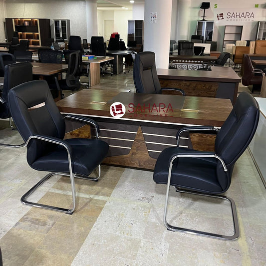 ensemble bureau avec bureau en Marron et un pack chaise en simili cuir noir