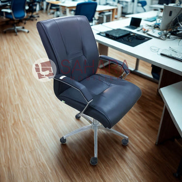 Fauteuil de direction en simili cuir haut qualité, avec accoudoirs fixe chromé revêtu en PP