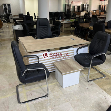 pack bureau de direction avec retour + ensemble de fauteuil en simili cuir noir et table basse blanche