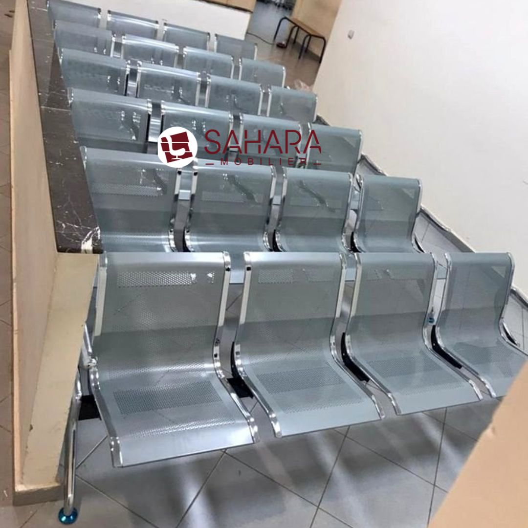 Banquette de réception 4 places galvanisé avec 2 accoudoirs. Réf B1273