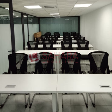 Parfait pour les espaces de formation modulables, salles de classe, séminaires ou coworking
Design sobre et professionnel, facile à intégrer dans tout type d’environnement
Conception ergonomique favorisant la concentration et le confort d’assise
Facile à déplacer et à agencer selon les besoins pédagogiques ou collaboratifs
Excellent rapport qualité/prix, pour un usage intensif au quotidien