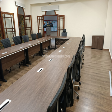 Table de réunion modulaire SAHAB Réf. B2196