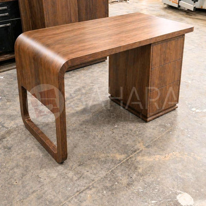 bureau de travail arrondi avec caisson fixe de Sahara Mobilier