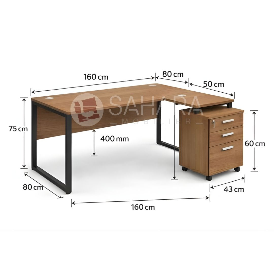 Bureau semi-métallique avec plan de travail de dimension 1600x800x750mm et retour
informatique muni de passe câble et de dimension 800x500x750mm
Plateau en bois mélamine avec chants en PVC 0.8 mm et d'épaisseur 18mm
Piètements arche en tube carré peint époxy de section 50x50x1,5mm_équipés
d'embouts de protection