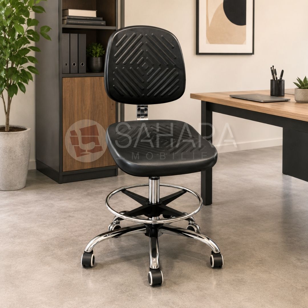 Tabouret en simili cuir piétement chromé Réf C1022