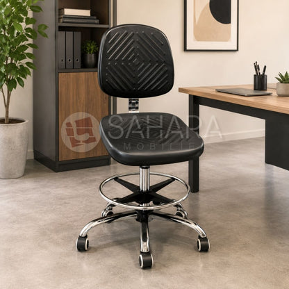 Tabouret en simili cuir piétement chromé Réf C1022