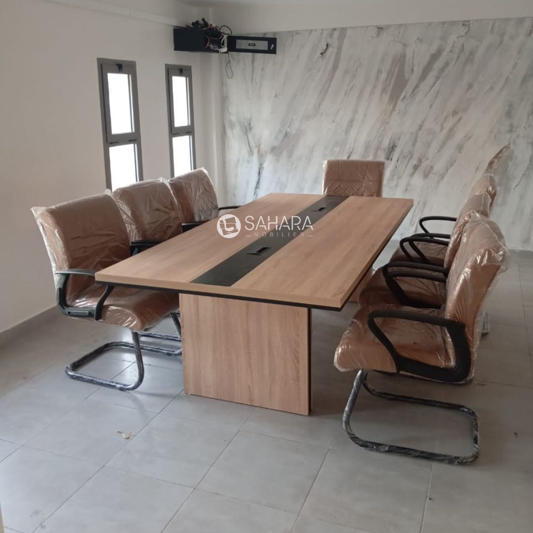 Table de réunion en bois chêne avec 7 chaises visiteurs 