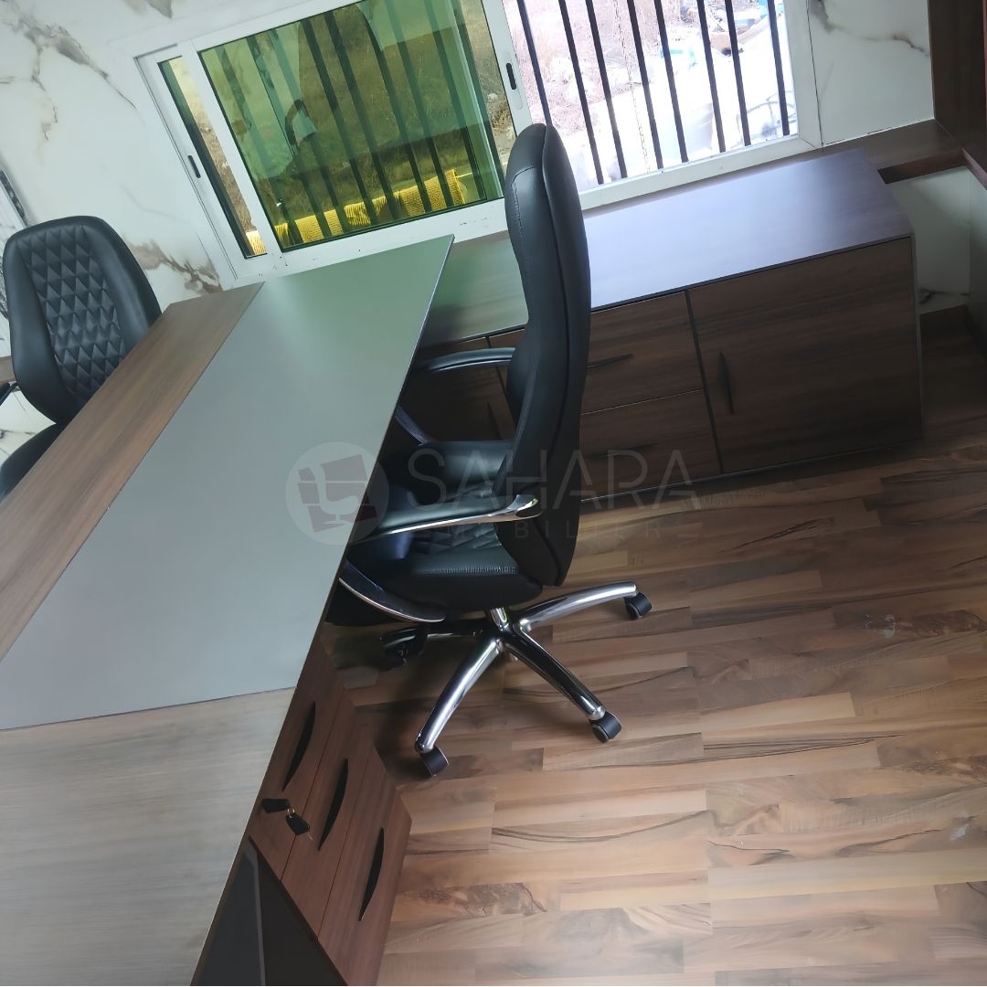 Bureau de direction MINSHUKU Réf B3093