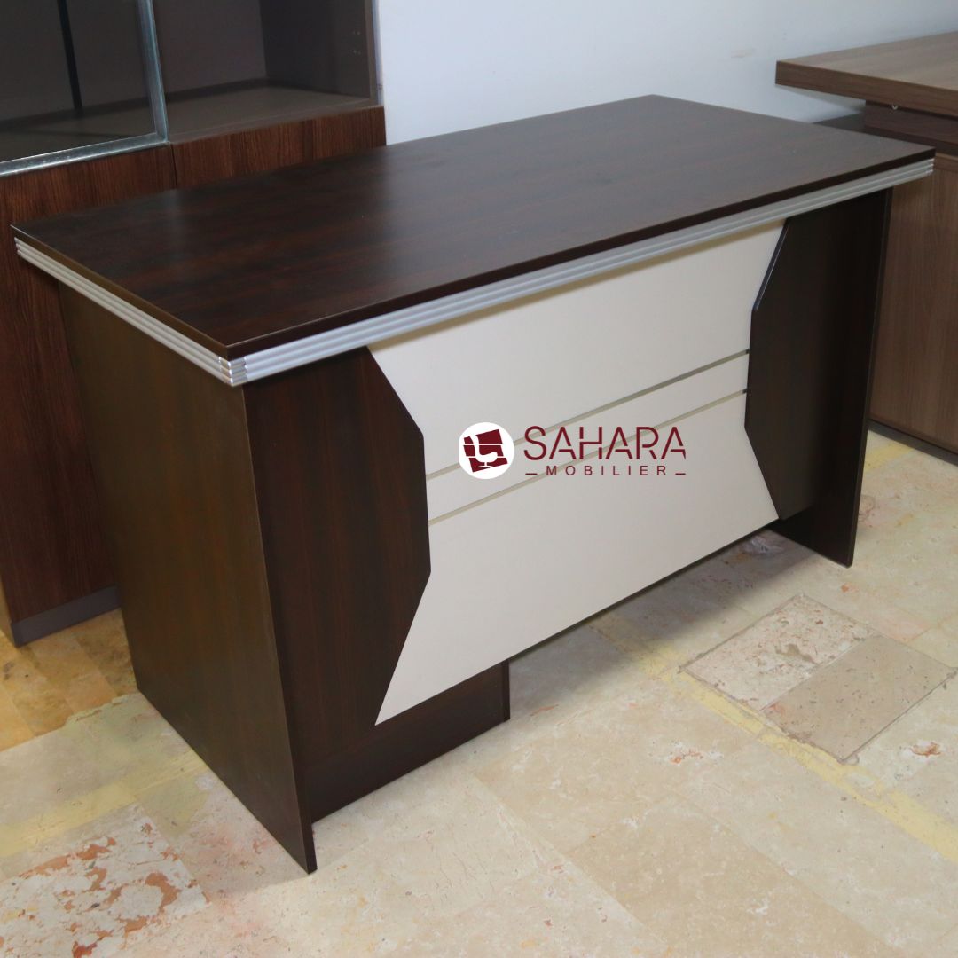bureau individuel avec rangement intégré sur le bureau