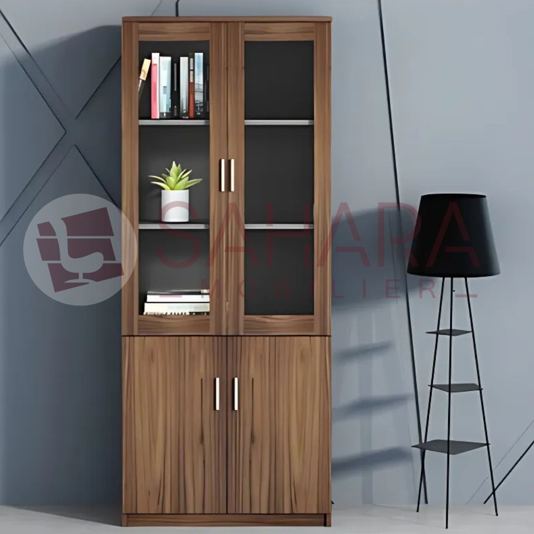 meuble de rangement semi vitré, deux portes vitrés et deux niches 