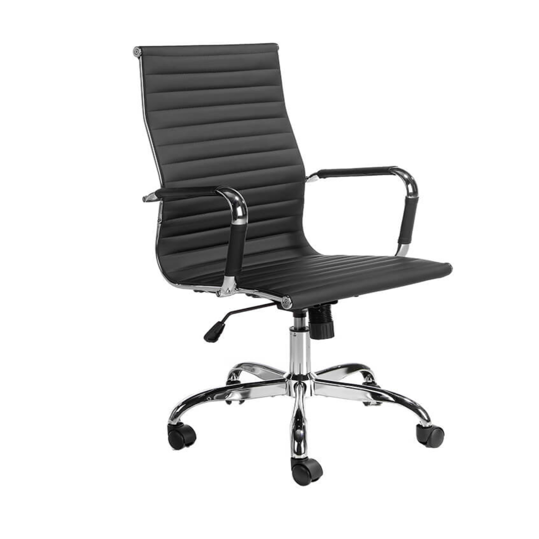 fauteuil de bureau en simili cuir noir avec piètement chromé sur 5 branches